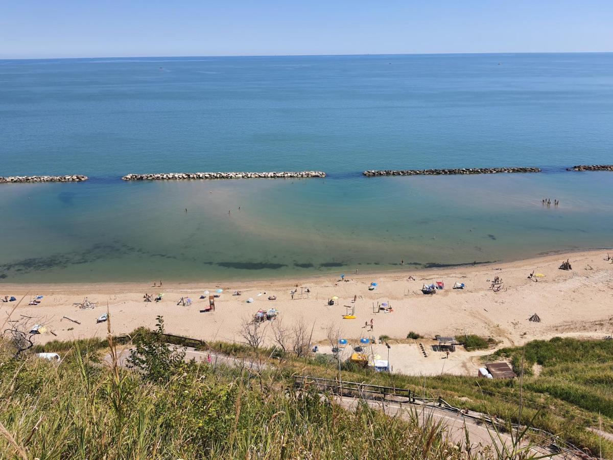 Bnb Fano Collina. La Pace Di Una Vacanza Piagge 외부 사진