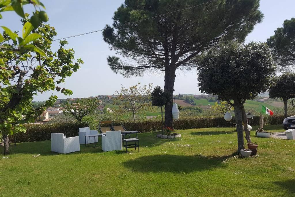 Bnb Fano Collina. La Pace Di Una Vacanza Piagge 외부 사진